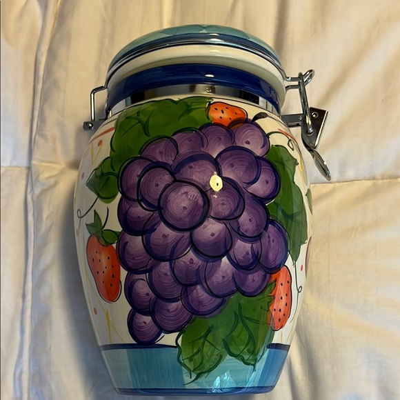 Capriwear Michael’s Orchard Colorful Fruit-Themed Ceramic Canisters - Picture 5 of 8